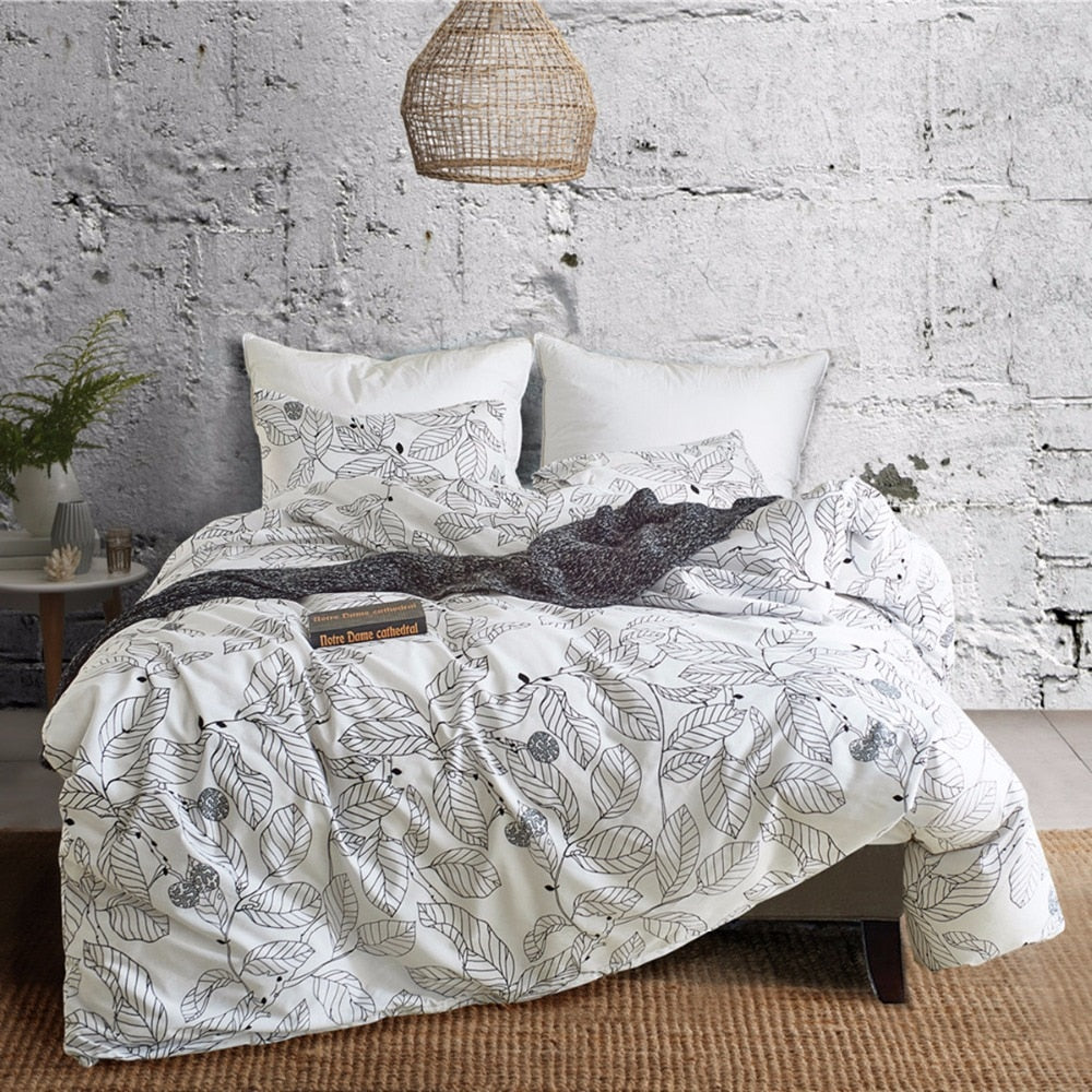 white-nordic-leaf-pattern-duvet-set-1.jpg